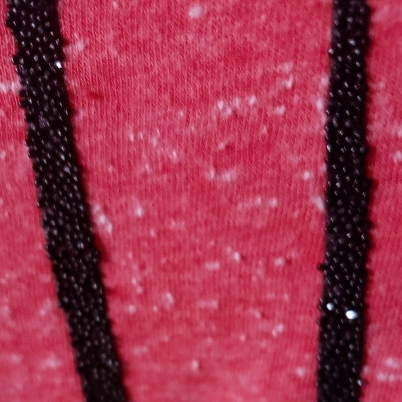 Next red beaded graphic 3/4 sleeve tee - Picture 4 of 4